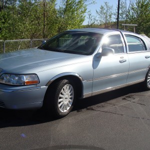 2005 lincoln town-car photo