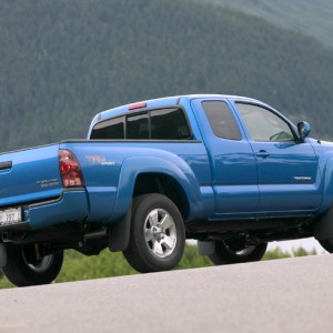 2005 toyota tacoma-sr5 photo