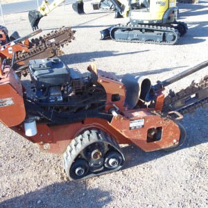 2006 ditch-witch s8b photo