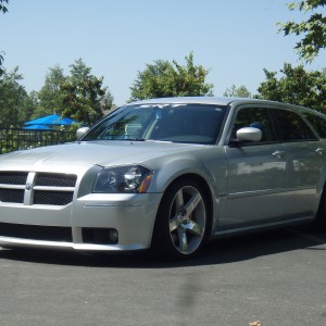 2006 dodge magnum photo