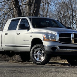 2006 dodge ram-2500-mega-cab photo