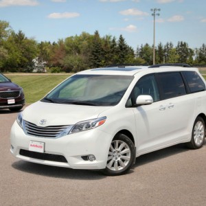 2006 toyota sienna photo