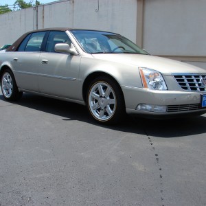 2007 cadillac dts photo