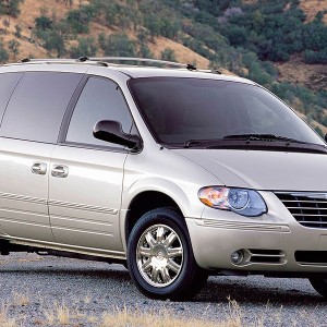2007 chrysler town-and-country photo