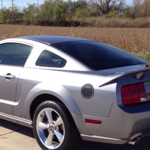 2007 ford mustang-gt-deluxe-coupe photo