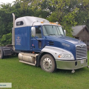 2007 mack chn photo
