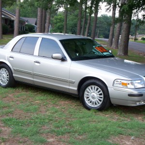 2007 mercury grand-marquis photo