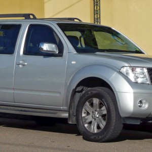 2007 nissan pathfinder-le-s-se photo