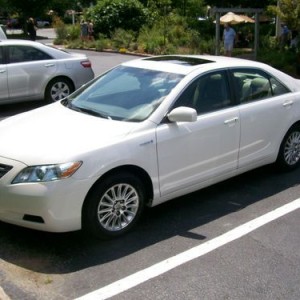 2007 toyota camry-hybrid-hybrid-50th-anniversary photo