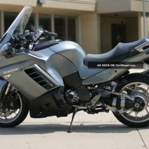 2008 kawasaki concours-14 photo