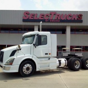 2008 volvo-truck vnl photo
