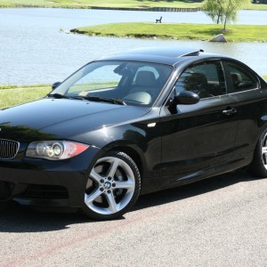 2009 bmw 1-series-135i-coupe photo