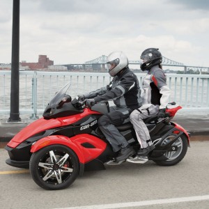 2009 can-am spyder photo