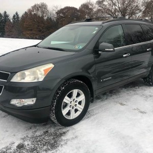 2009 chevrolet traverse-lt-with-1lt-awd photo