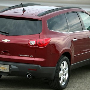 2009 chevrolet traverse photo