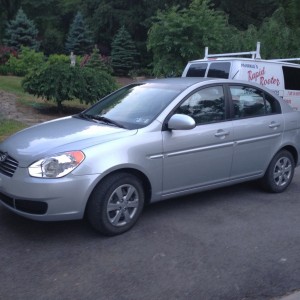 2009 hyundai accent photo