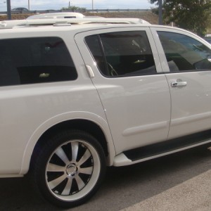 2009 nissan armada photo