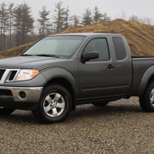 2009 nissan frontier photo