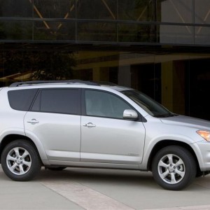 2009 toyota sequoia photo
