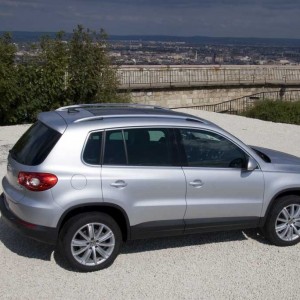 2009 volkswagen tiguan photo