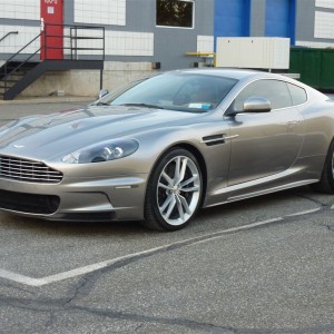 2010 aston-martin dbs photo