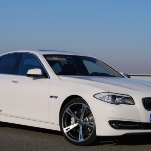2010 bmw 550i photo