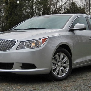 2010 buick lacrosse-cx photo