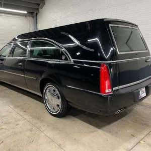 2010 cadillac hearse photo