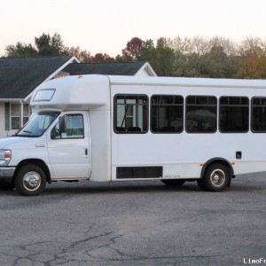 2010 ford e-450 photo