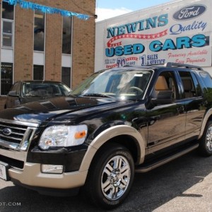 2010 ford explorer-eddie-bauer photo