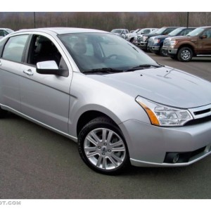 2010 ford focus-sel photo