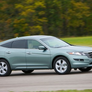 2010 honda accord-crosstour photo