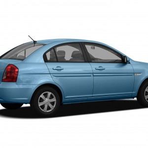 2010 hyundai accent photo
