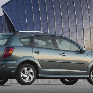2010 pontiac vibe photo