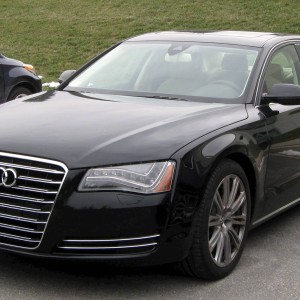 2011 audi a8-quattro photo