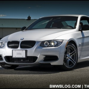 2011 bmw 335is photo