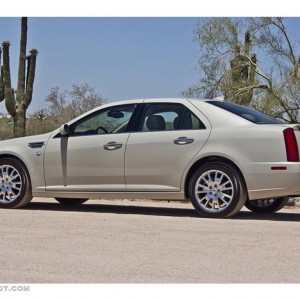 2011 cadillac sts photo