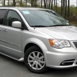 2011 chrysler town-country-touring-l photo