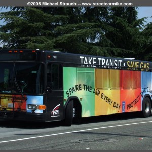 2011 gillig low-floor-bus photo
