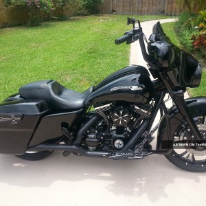 2011 harley-davidson road-glide-custom photo