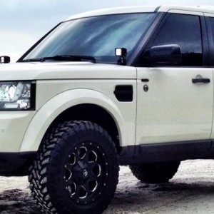 2011 land-rover lr4 photo