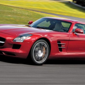 2011 mercedes-benz sls-amg photo