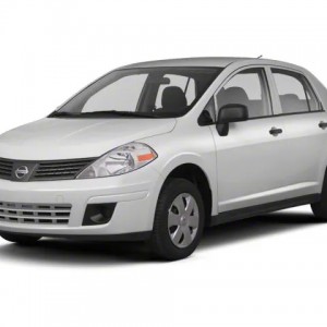 2011 nissan versa photo