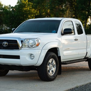 2011 toyota tacoma-prerunner-sr5 photo