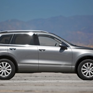2011 volkswagen touareg photo