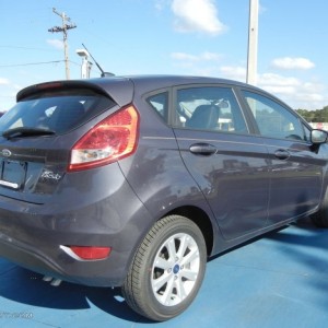2012 ford fiesta-se-hatchback photo
