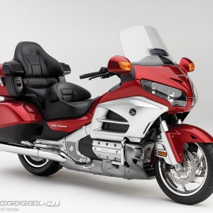 2012 honda gl1800agold-wing photo