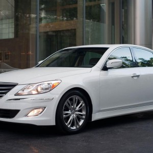 2012 hyundai genesis photo
