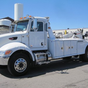2012 peterbilt 348 photo