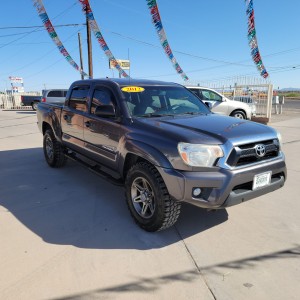 2012 toyota tacoma-prerunner-sr5 photo